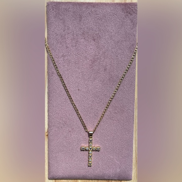 Ana Cruz - Picture 3 of 5